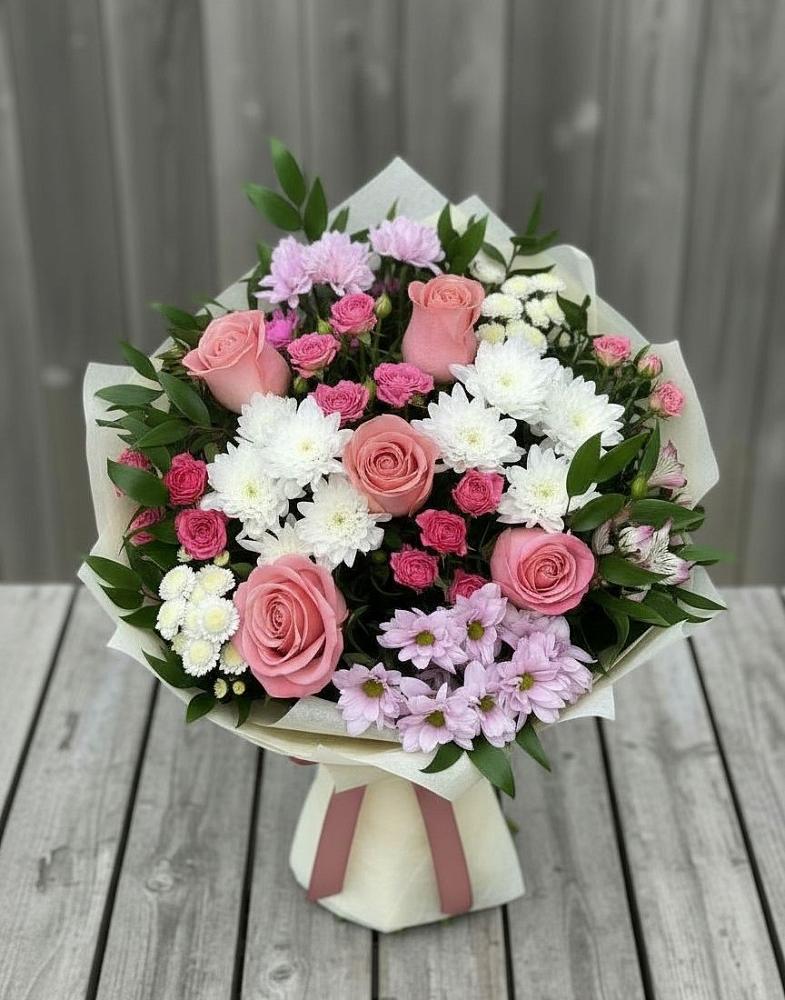 Букет цветов из: Альстромерии, Гвоздики, Розы и Хризантемы в Бабушкине