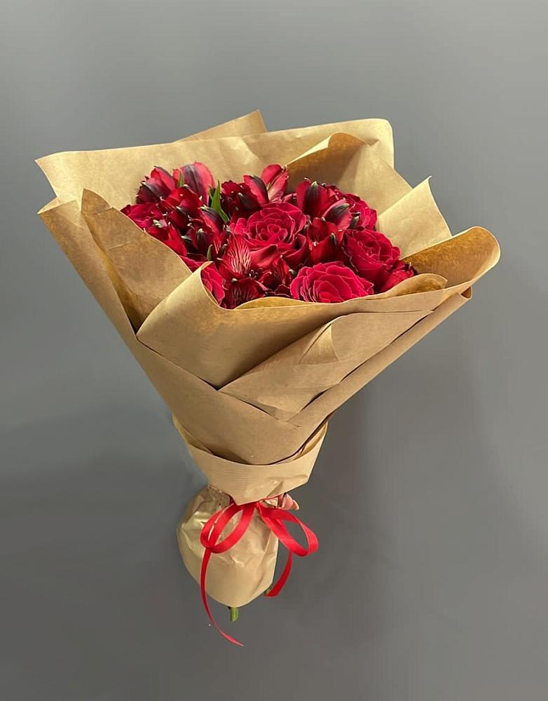 Букет цветов из: Альстромерии и Розы в Бабушкине