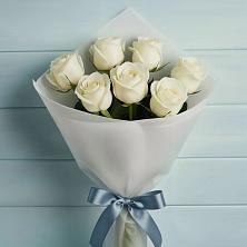Букет 7 Белых роз Эдлесс Лав в Бабушкине