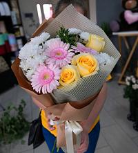 Букет цветов из:  Герберы, Розы и Хризантемы в Бабушкине