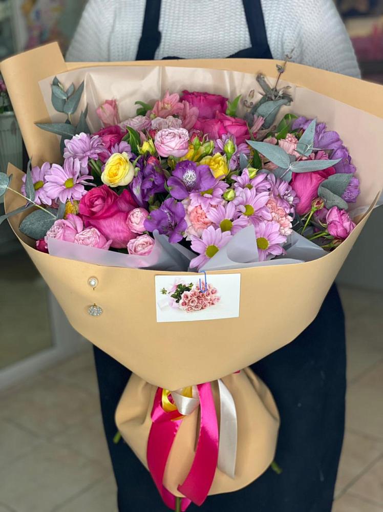 Букет цветов из: Хризантемы, Гвоздики и Альстромерии в Бабушкине