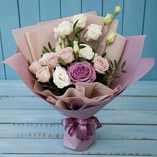 Букет цветов из:  Розы и Лизиантусы в Бабушкине