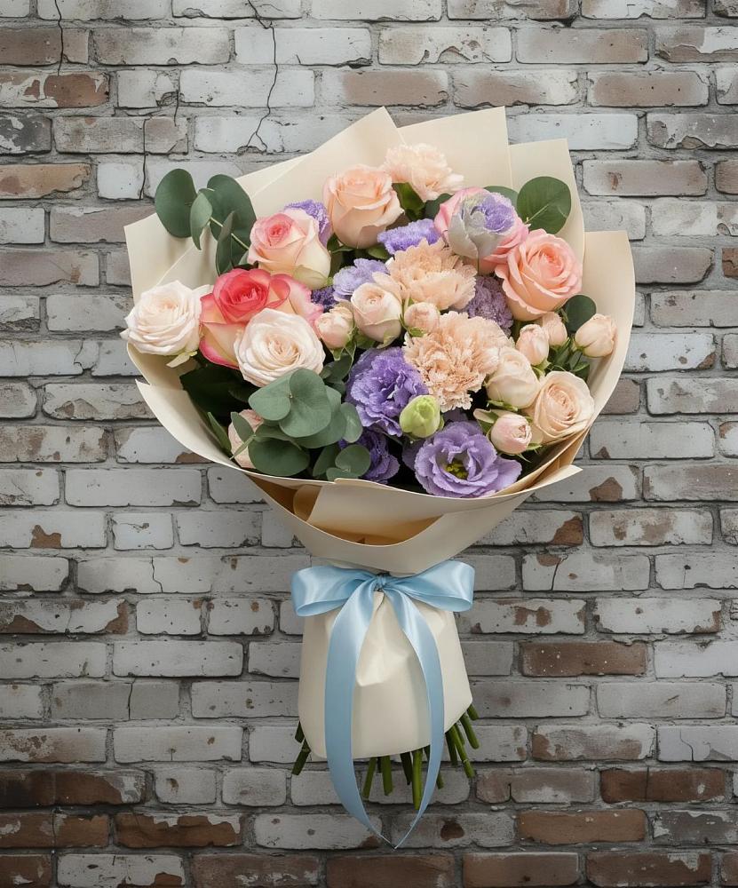 Букет цветов из: Розы, Лизиантусы и Гвоздики в Бабушкине