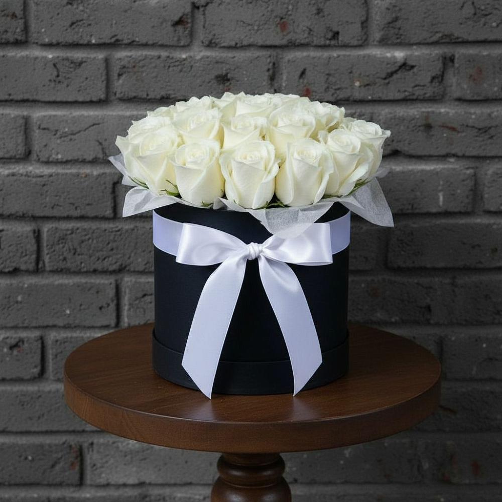 Цветочная композиция из Розы в шляпной коробке в Бабушкине