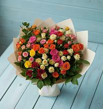 Букет Микс из разноцветных кустовых роз в Бабушкине